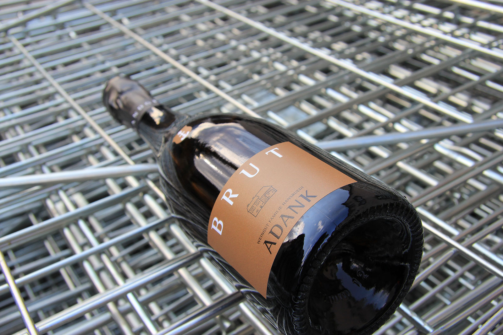 Brut_Weingut-Hansruedi-Adank_IMG_6321 Brut - Blanc de Noir Schaumwein vom Weingut Hansruedi Adank