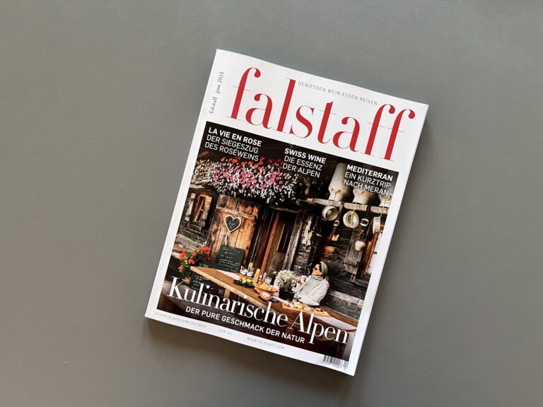 06/24 Falstaff Artikel Riesling-Sylvaner Trophy - Weingut Hansruedi Adank